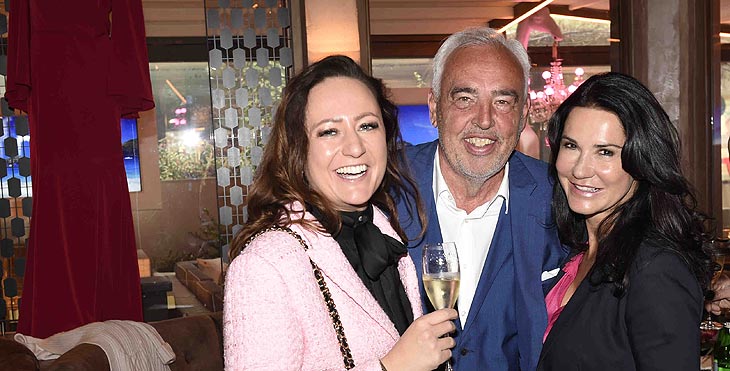 Ariane Wagner, Hans - Reiner Schröder, Mariella Ahrens: H‘UGO‘S LADIES LUNCH zugunsten von brotZeit e.V. im H‘ugo‘s Grünwald in München am 26.4.2022 ©Foto: Agency People Image (c) Michael Tinnefeld